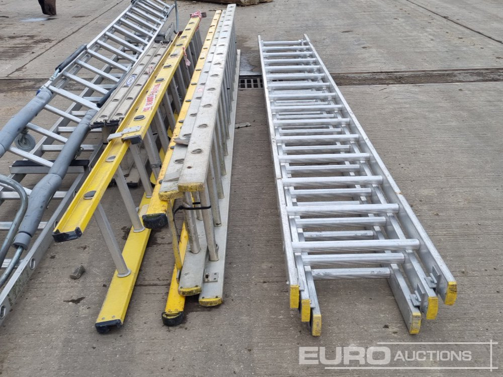 Construction equipment Ladders (5 of), Roofing Ladders (2 of): picture 18