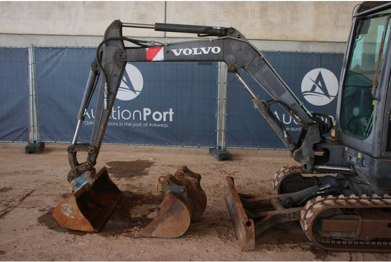 Crawler excavator Volvo EC27C: picture 9