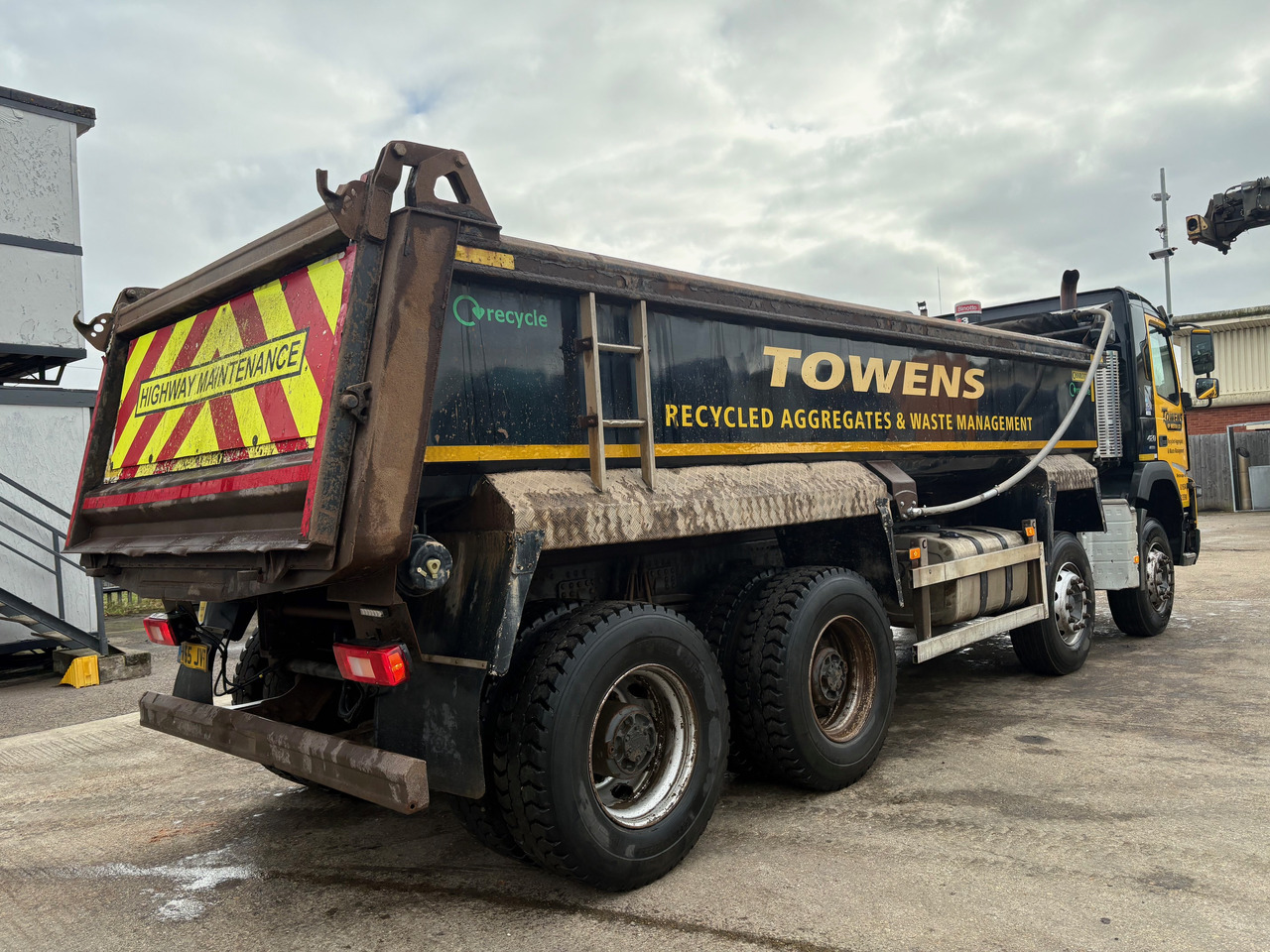 Tipper VOLVO FMX420: picture 7