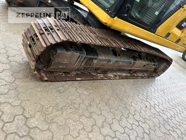 Crawler excavator Cat 323-07A: picture 9